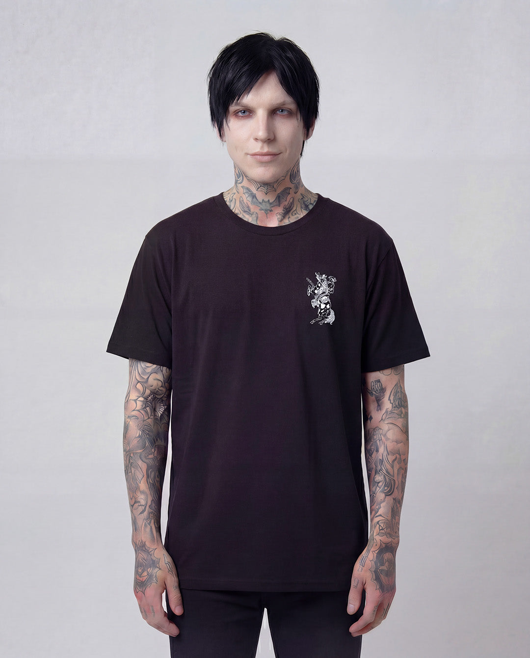 Keiner soll bestehen